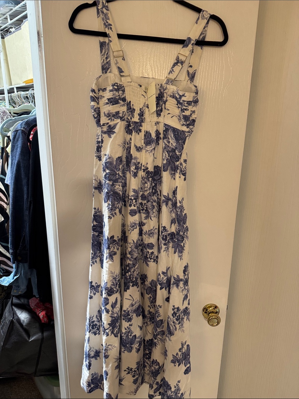 Abercrombie & Fitch White Maxi Dress with Blue Floral Print  XST - Picture 2 of 4